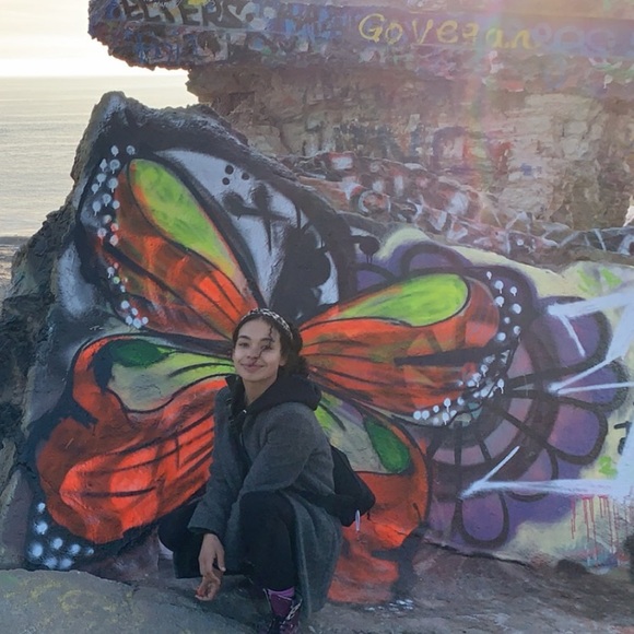 Hi 👋 - Picture 2 of 16